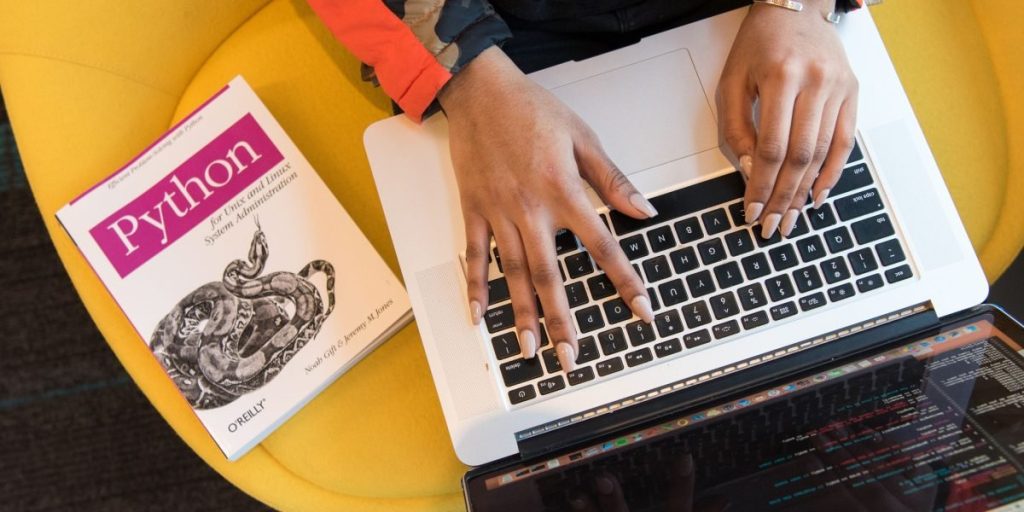This article explains why mastering Python is essential for data science and AI careers and lays out the concrete skills, tools, and steps to get there. It cove...