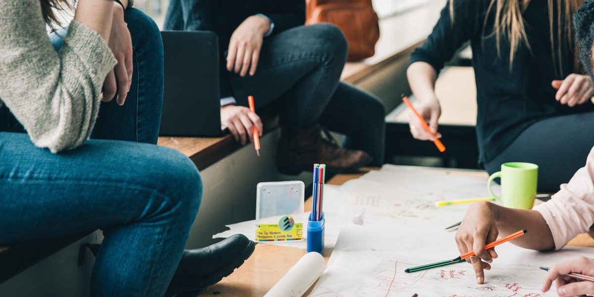 An educator guides students on responsible AI use, shifting focus from detection to integrating AI as a learning tool.