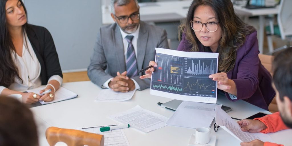 This article explains why entry-level data science jobs remain critical in 2026 and how candidates can realistically prepare for them. It reviews the current jo...